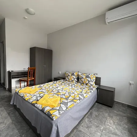 罗斯查酒店 酒店